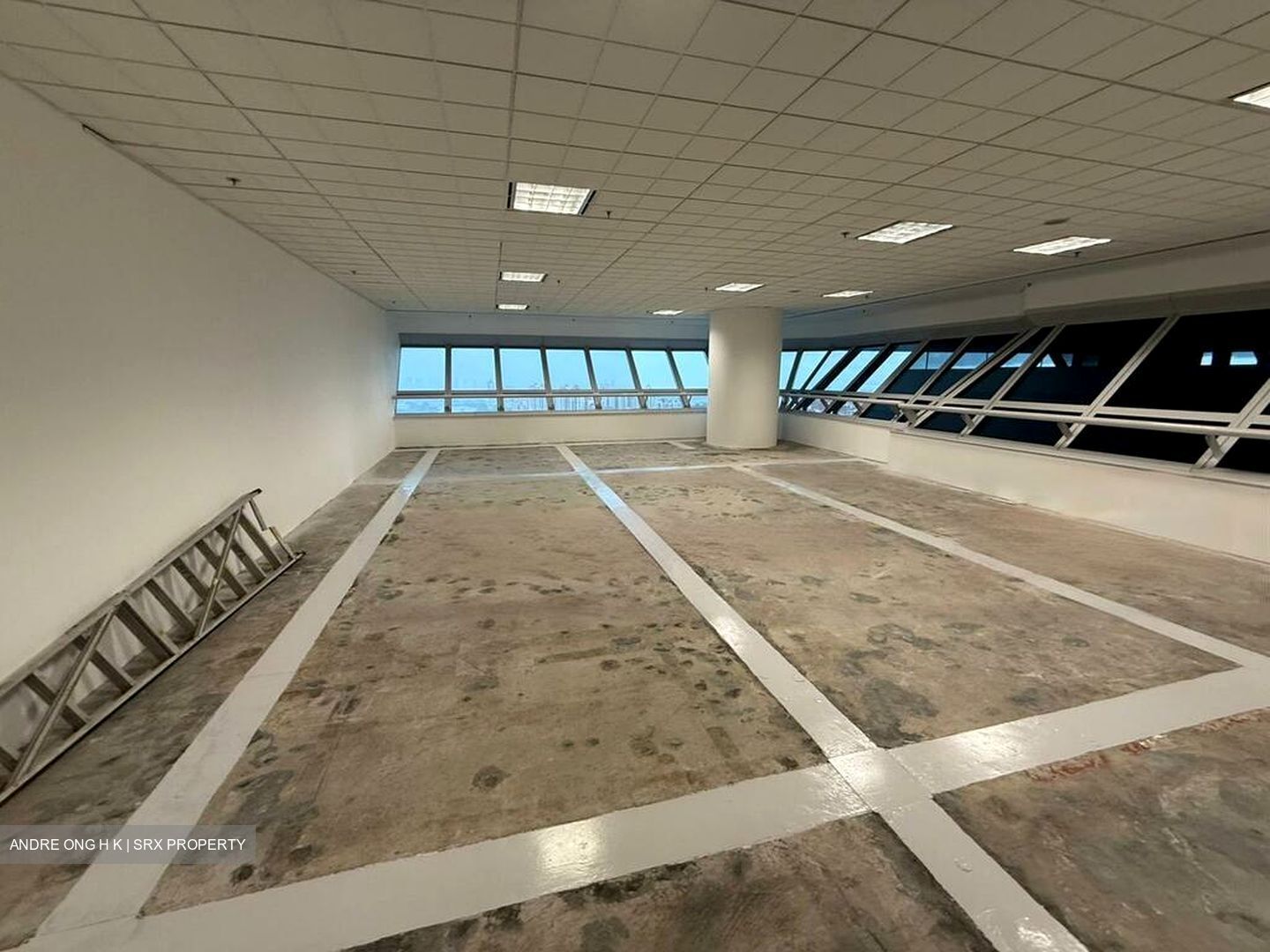 Concourse Skyline (D7), Office #451108701